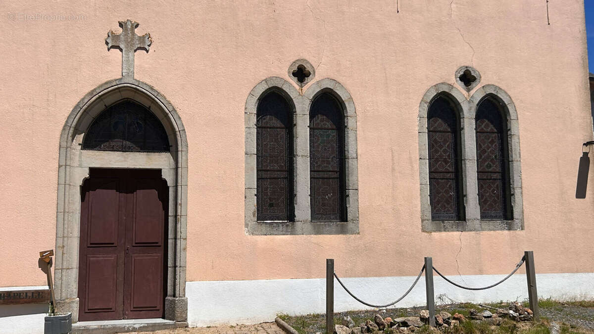 Bien rare en Aveyron : Ancien Couvent du XVIIIe Rénové en Grand Gîte & Bar Restaurant : - photo 13