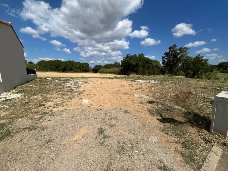 Terrain à BEZIERS