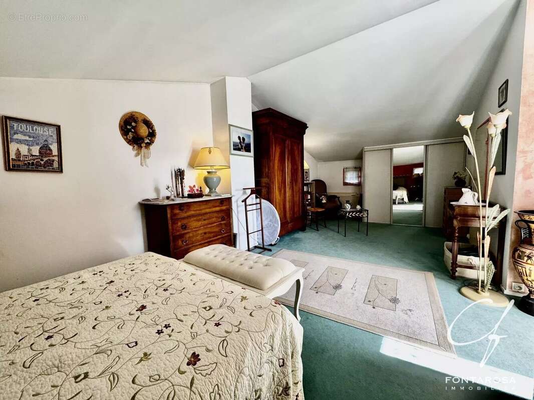 Maison à PUGET-SUR-ARGENS