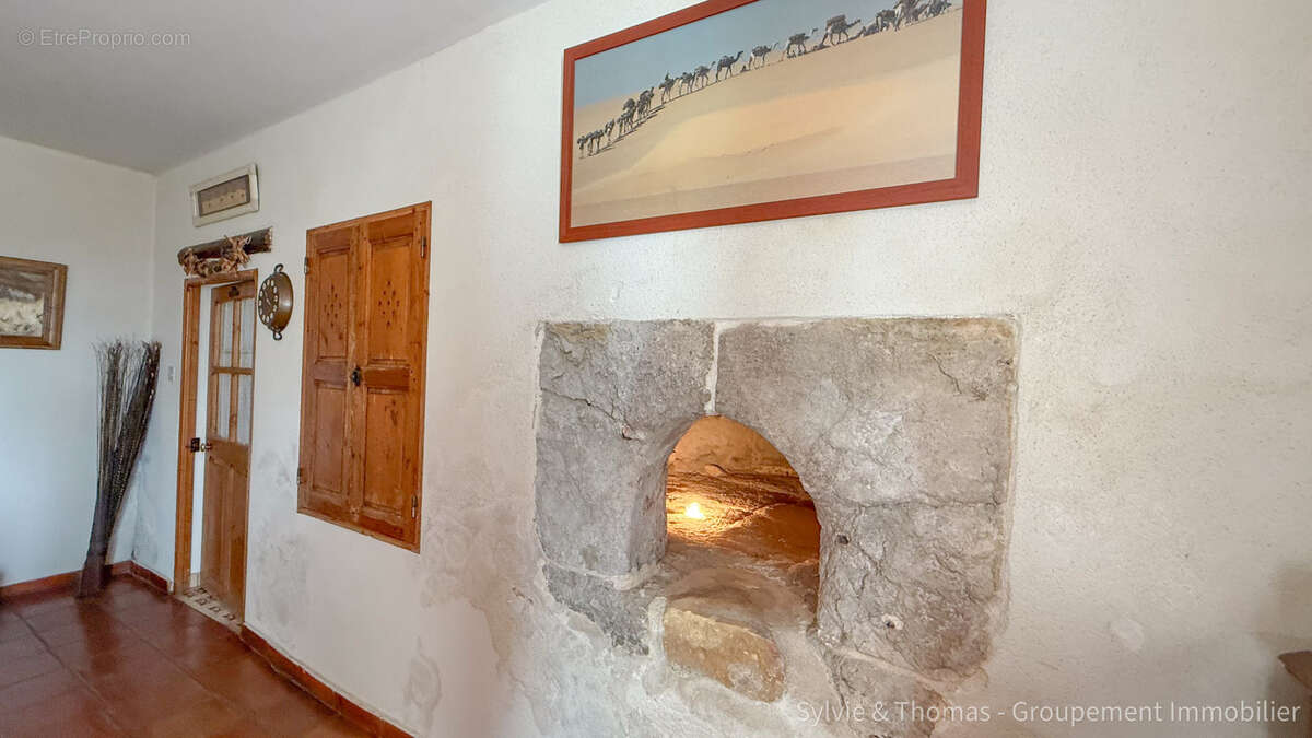 Maison à CADEROUSSE