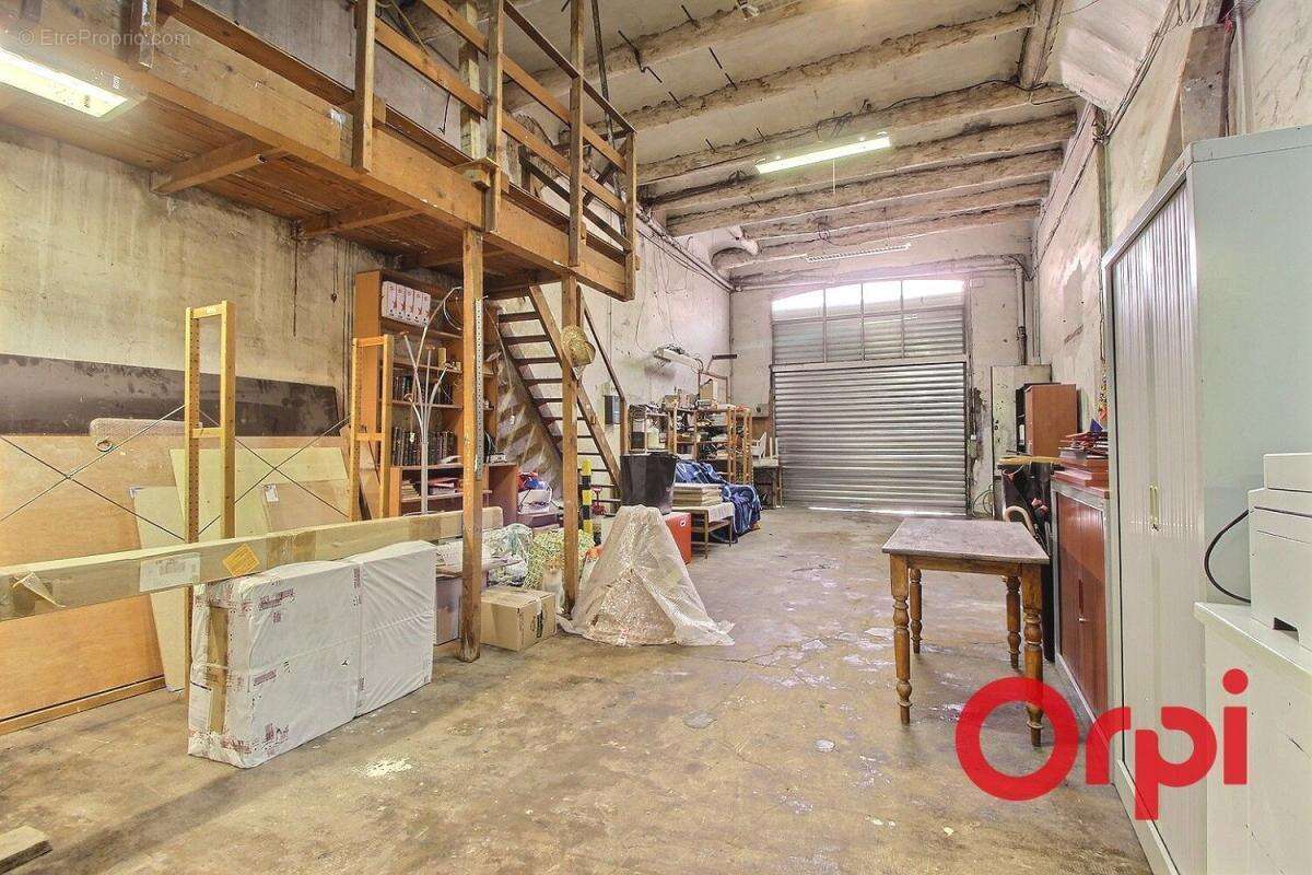 Appartement à MARSEILLE-2E