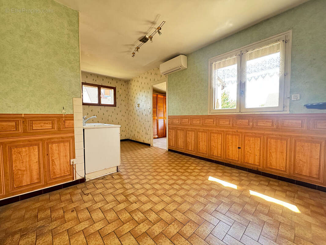 Maison t5 - lonvic parc colombiere - 109.88m² - photo 7