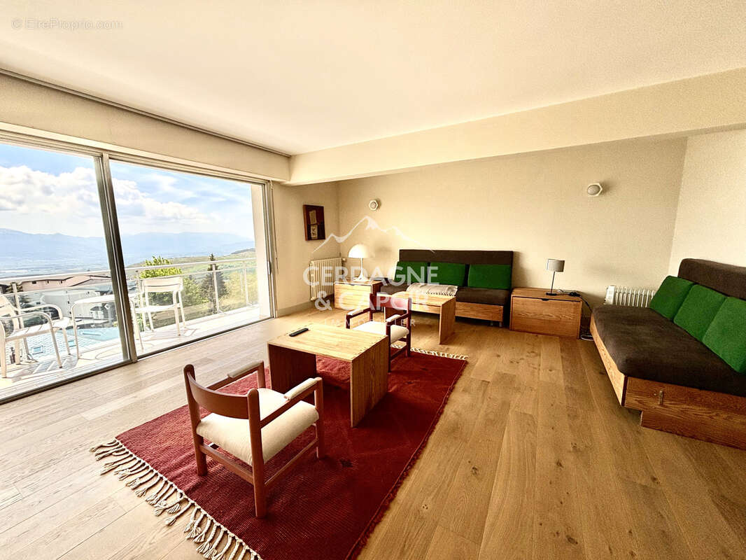 Appartement à FONT-ROMEU-ODEILLO-VIA
