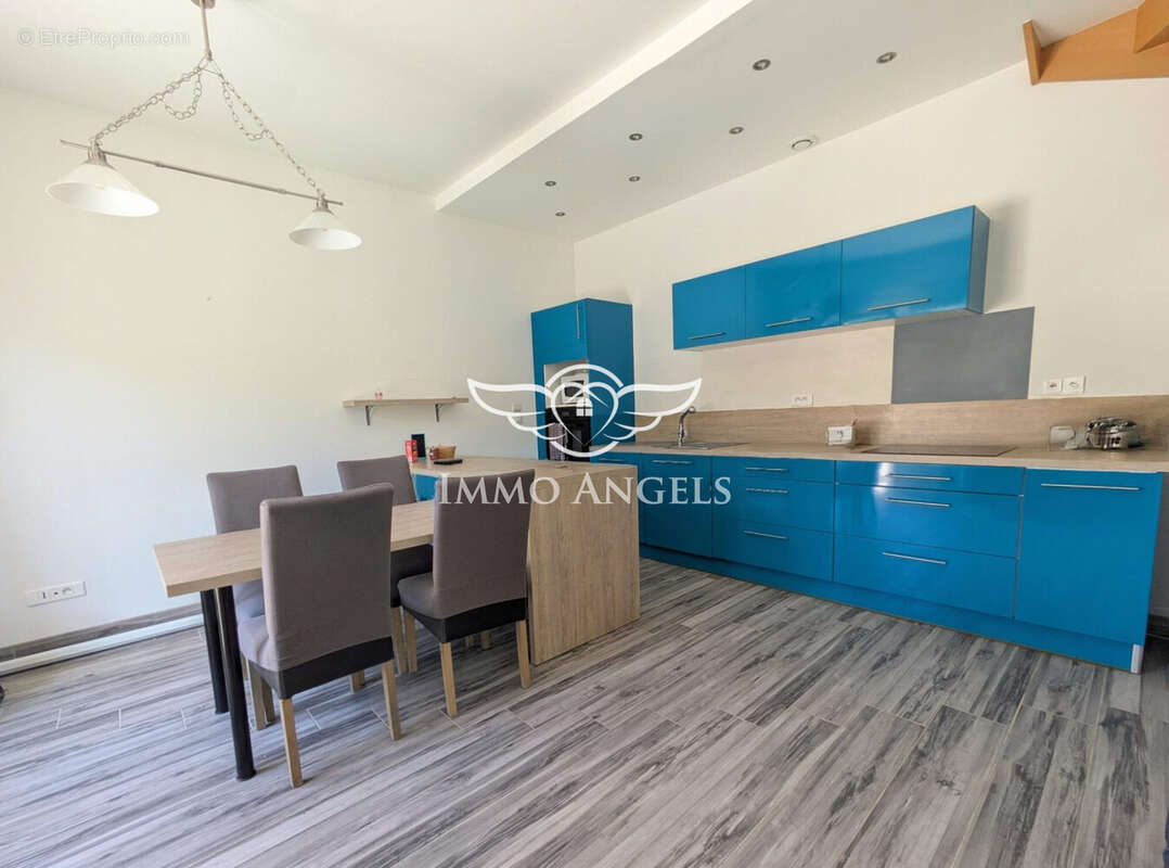 Cuisine - Maison à CLERMONT-L&#039;HERAULT