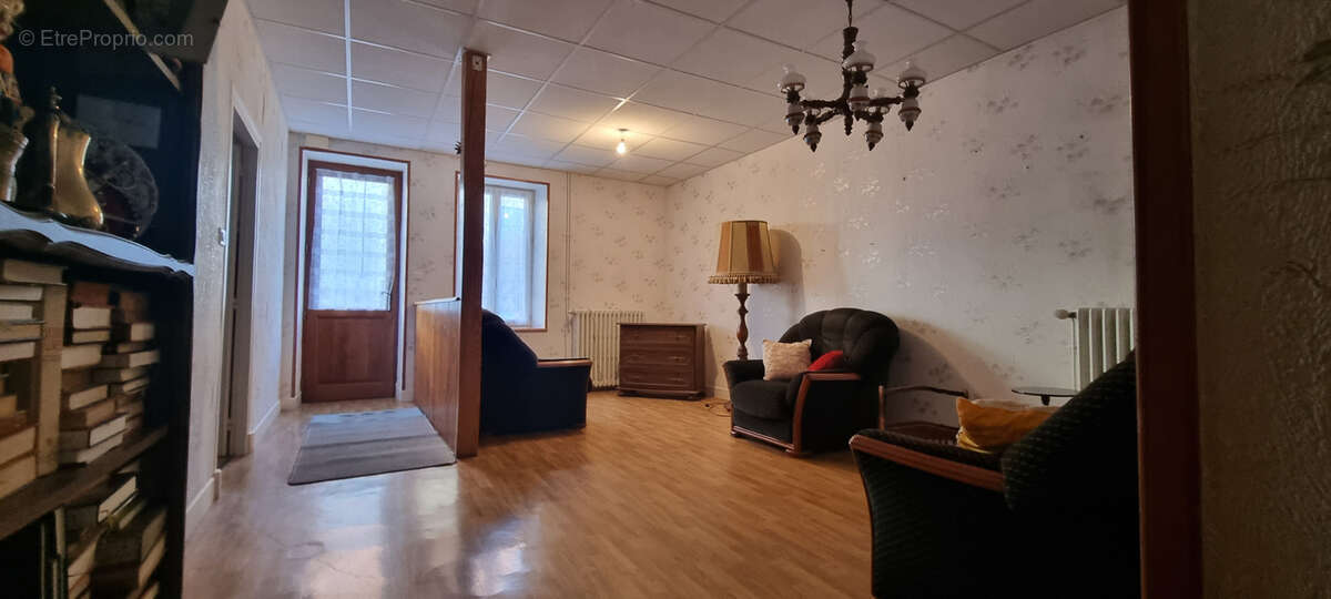 Maison à CRESSANGES