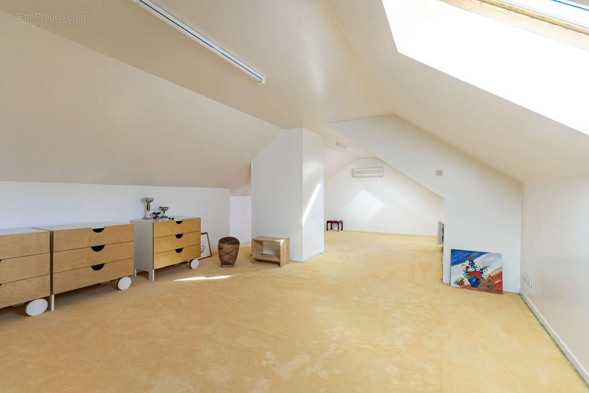 Maison à SAINT-GERMAIN-EN-LAYE