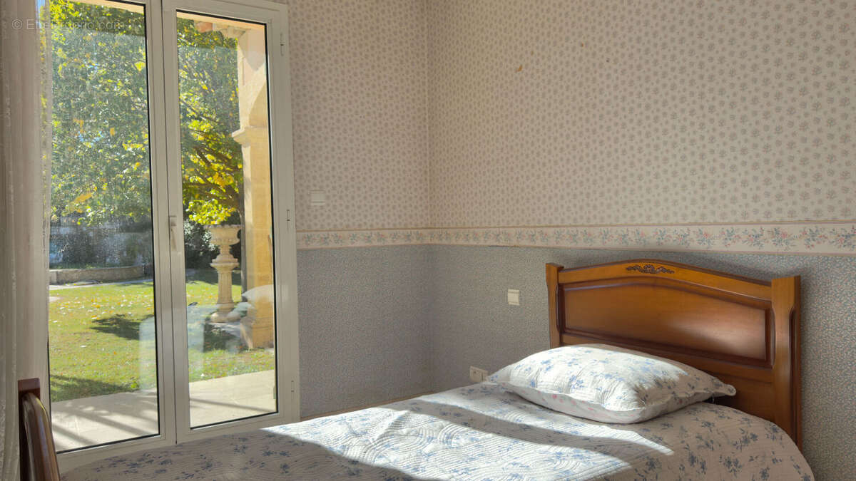 Maison à SAINT-CANNAT