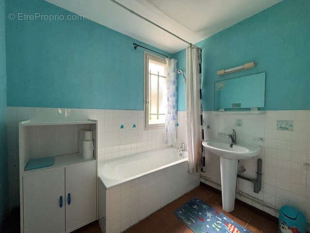 Maison à SAINT-EMILAND