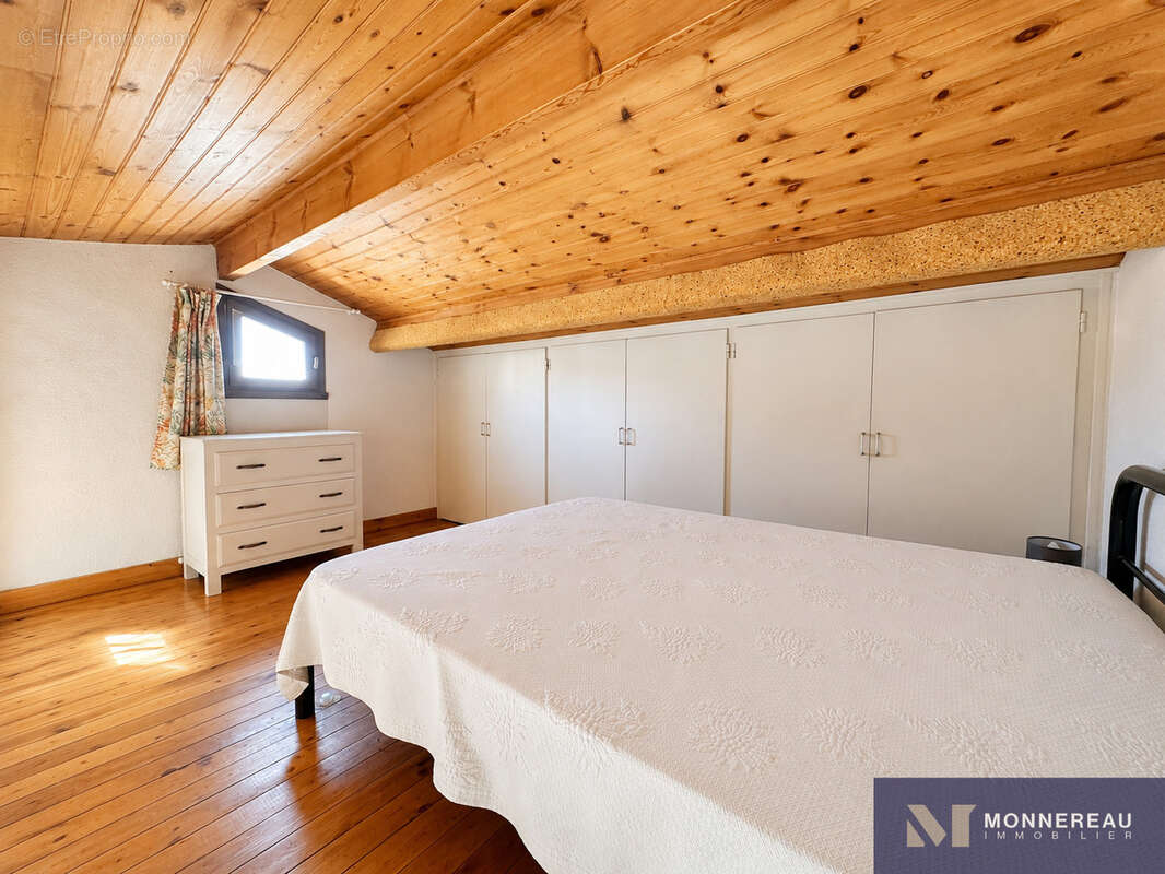 Studio/mezzannine proche plages et commerces - photo 6