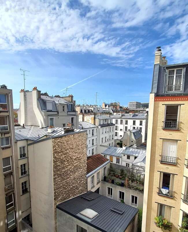 Appartement à PARIS-14E