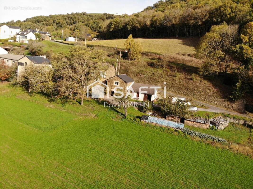 Photo 1 - Maison à LA BASTIDE-SOLAGES