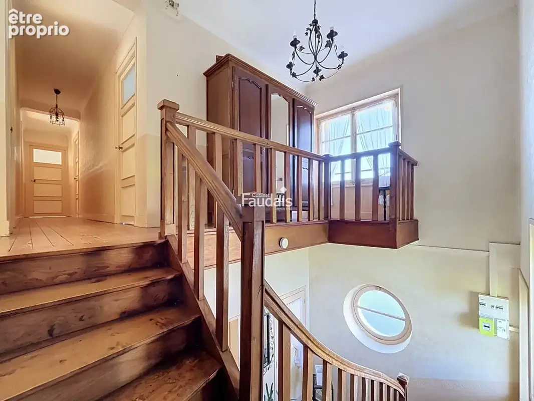 Maison 7 pièces 141 m² à vendre à Saint-Georges-D'elle (50680) - photo 8