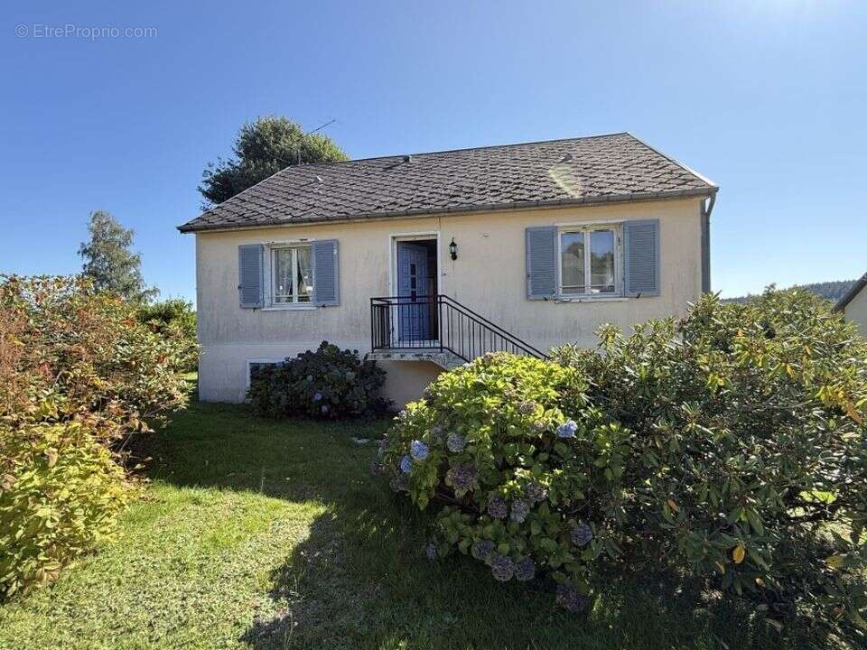 Maison à MONTSAUCHE-LES-SETTONS