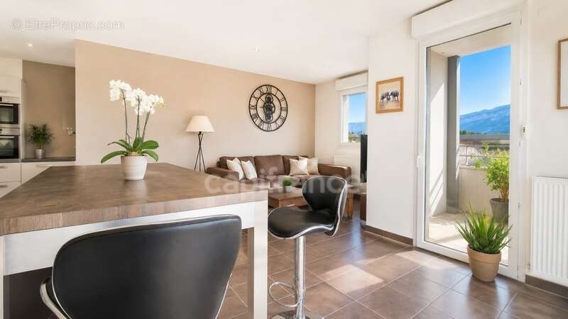 Appartement à SAINT-GENIS-POUILLY