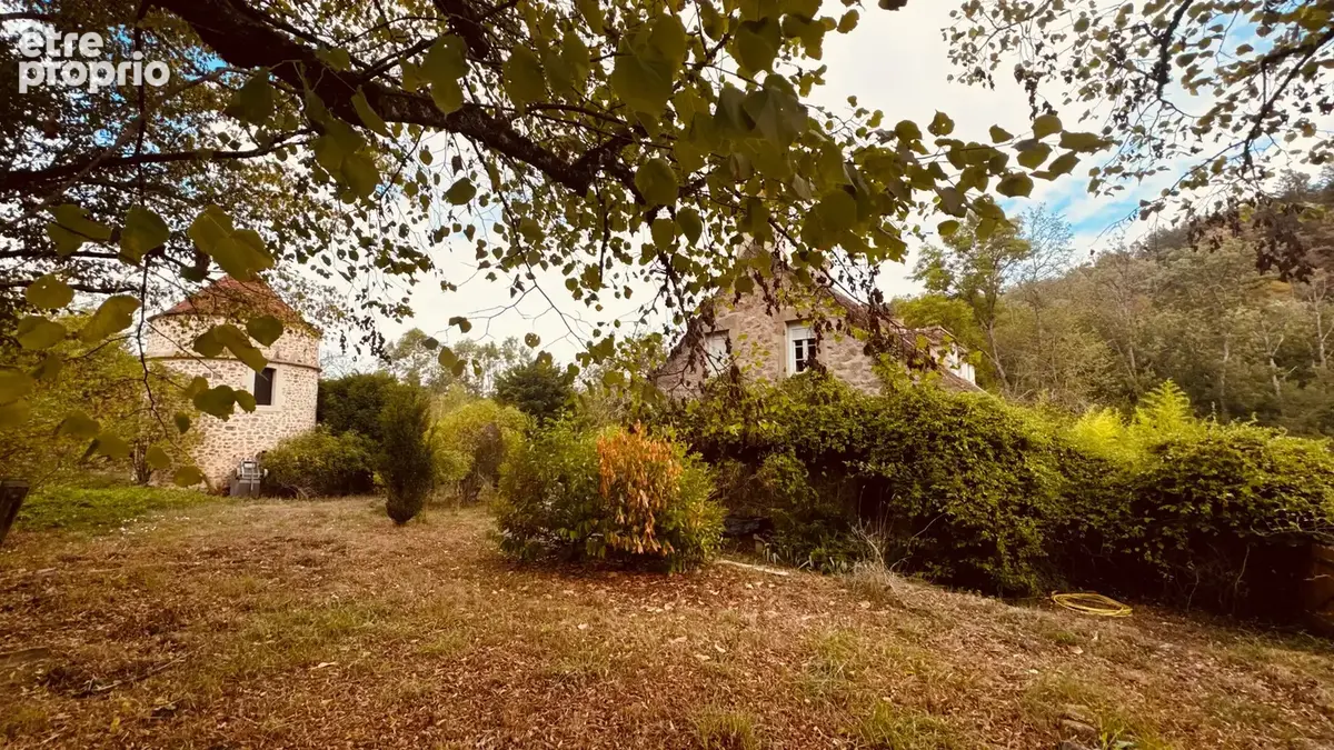 EXCLUSIVITE - AVALLON , VALLEE DU COUSIN  .    Propriété avec terrain de 3 ha 53 environ au prix de 267 500 € - photo 9