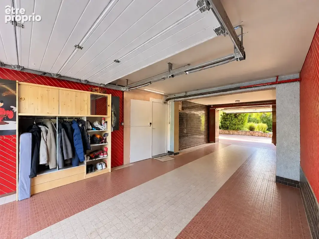 Maison - 220m2 - 8 pièces - photo 12