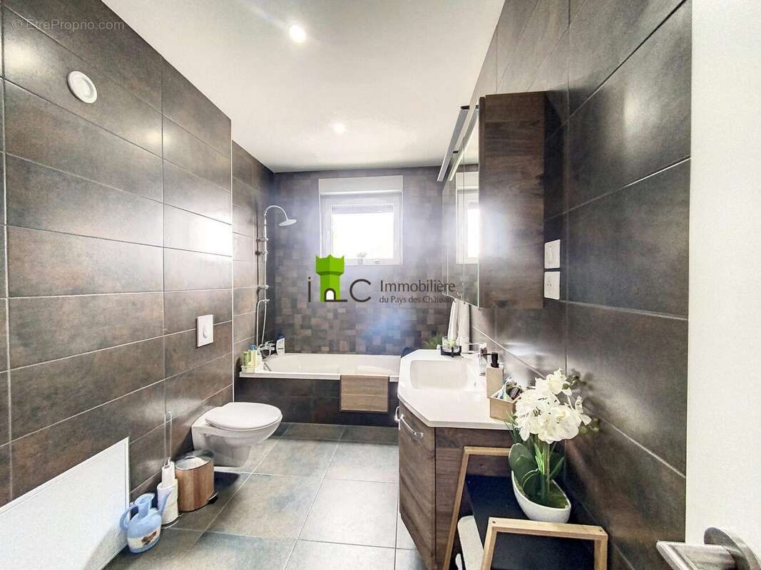 Appartement 88 m² à Erstein  - photo 6