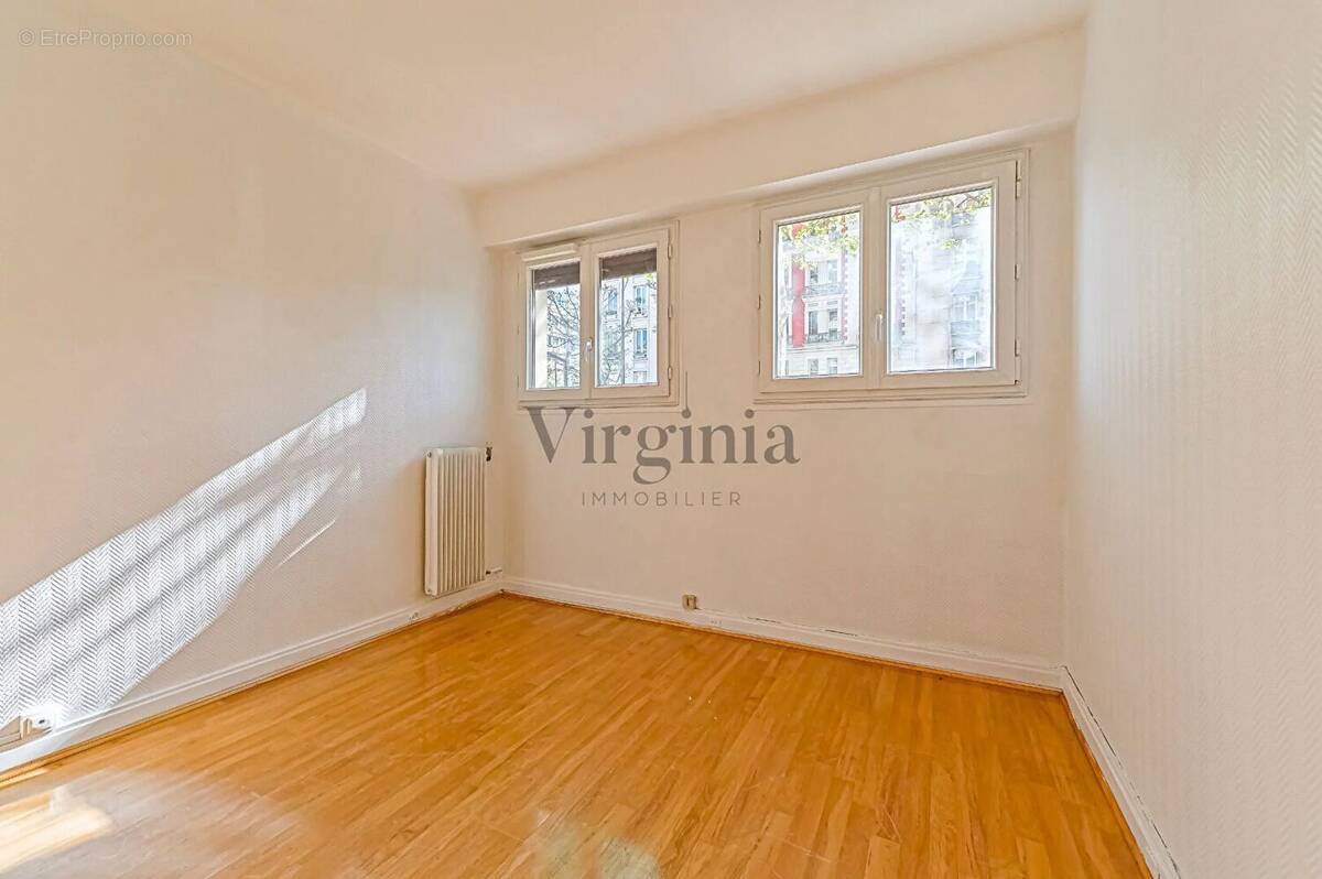 Appartement à CHARENTON-LE-PONT
