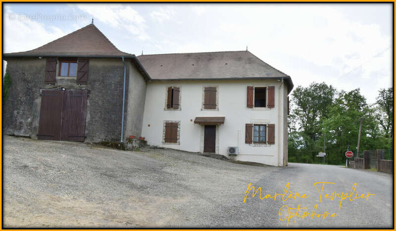 Maison à ANGOUS