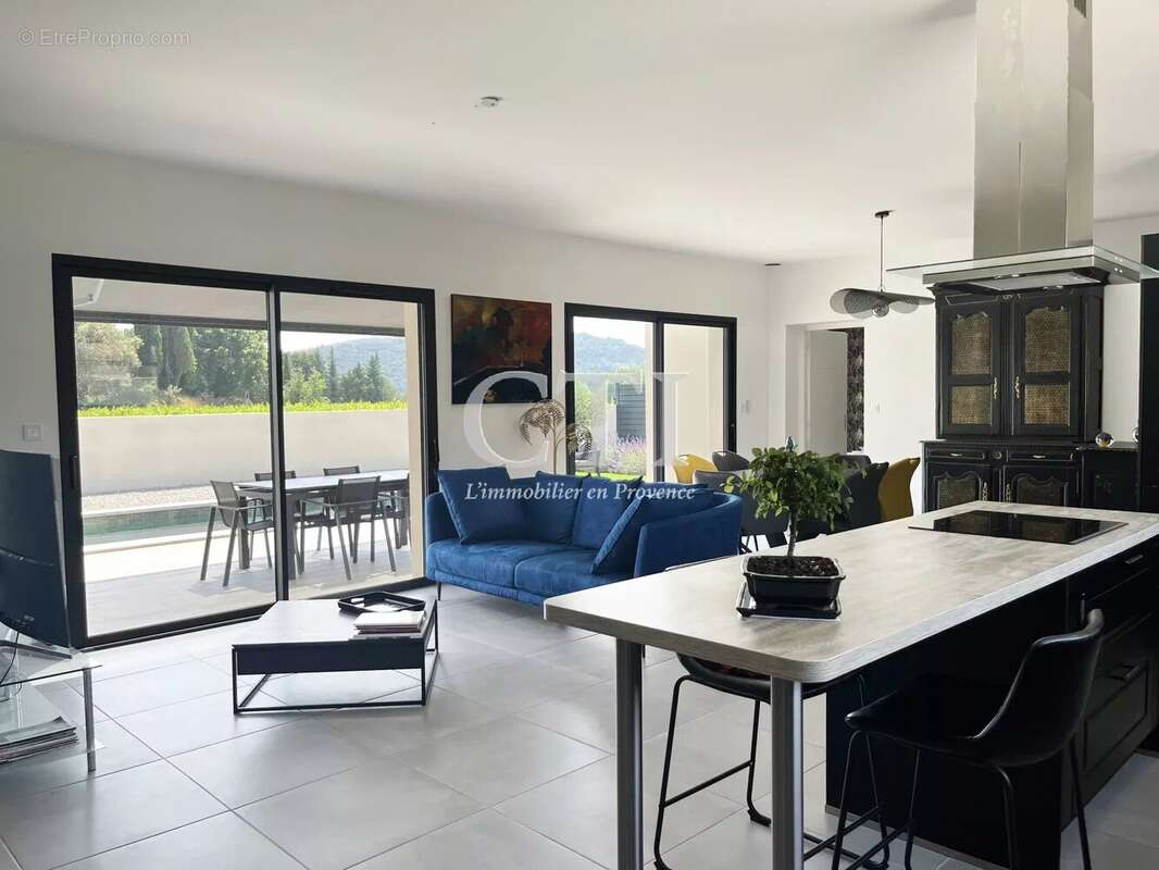 Maison à VAISON-LA-ROMAINE