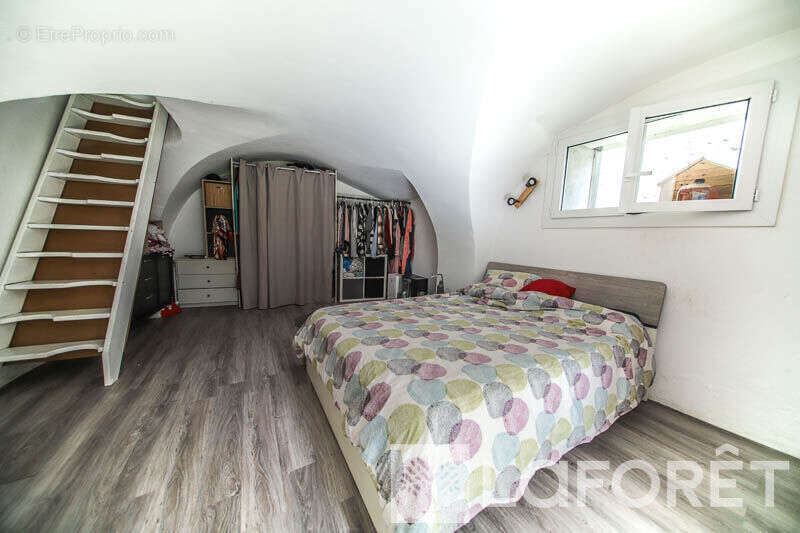 Maison à CHATEAUROUX-LES-ALPES