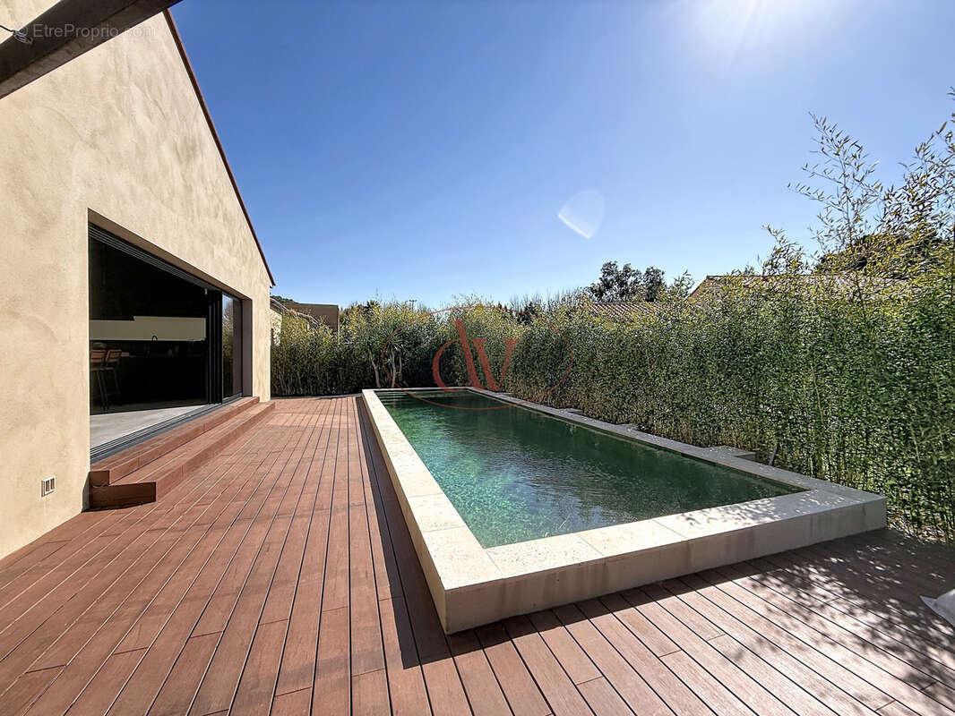 Superbe villa contemporaine 4 faces - plain pied - photo 6