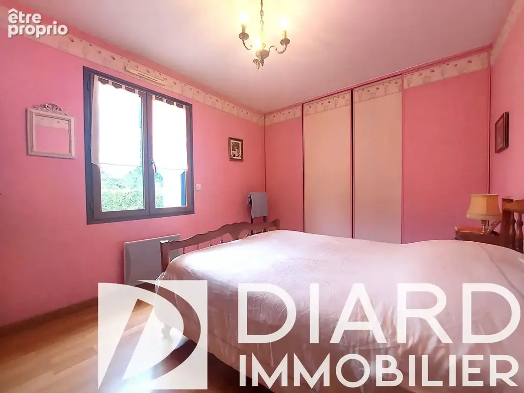 ARGENTRE DU PLESSIS - 3 chambres + 1 bureau - photo 9