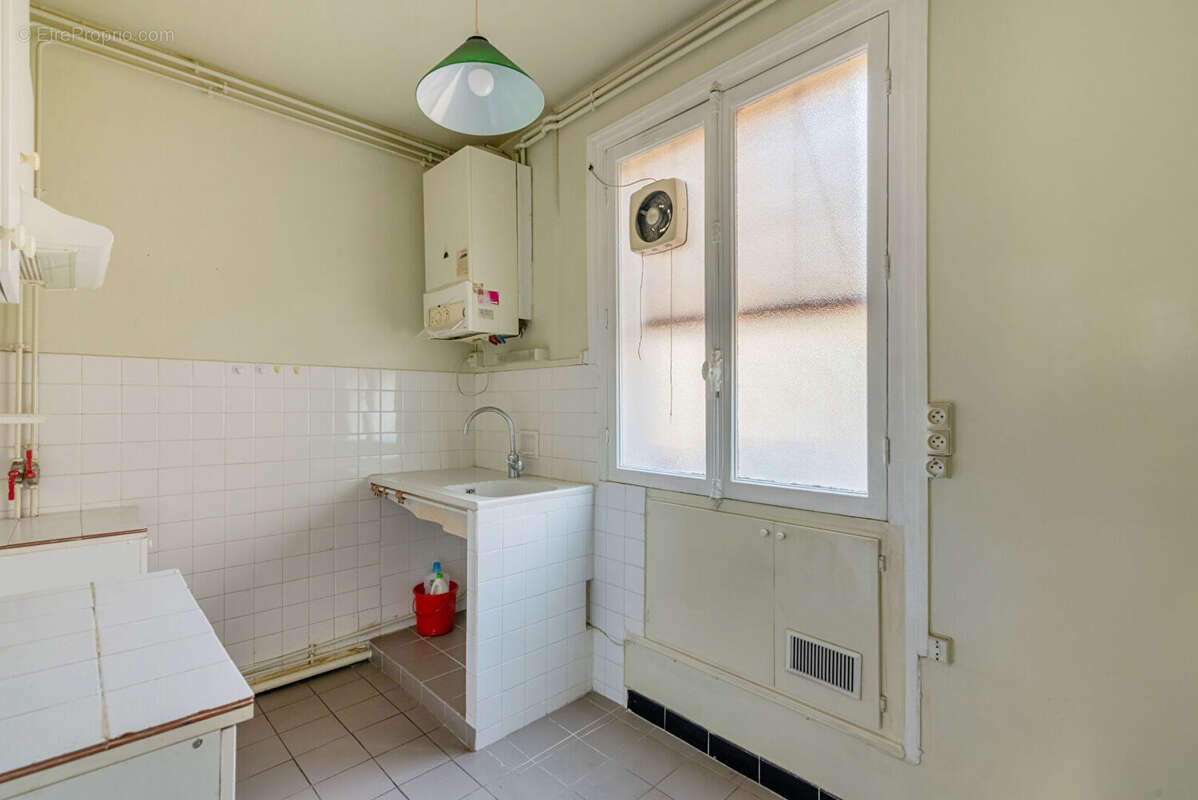 Appartement à PARIS-8E