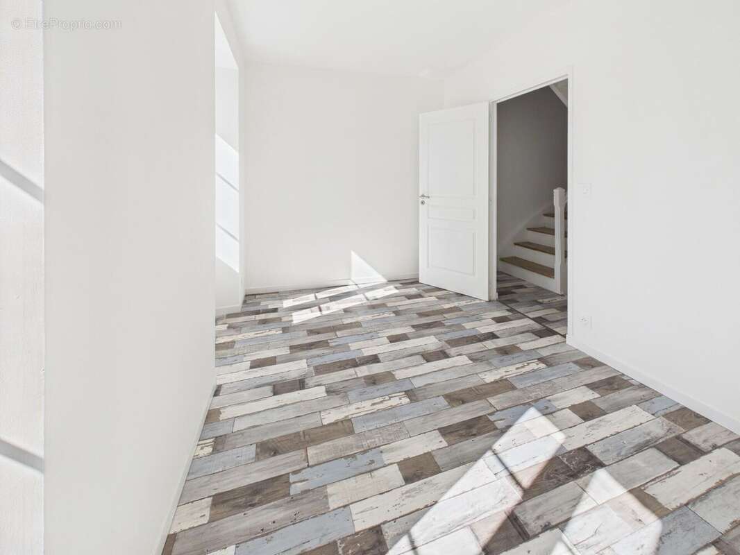 Photo 8 - Maison à PLOUIGNEAU