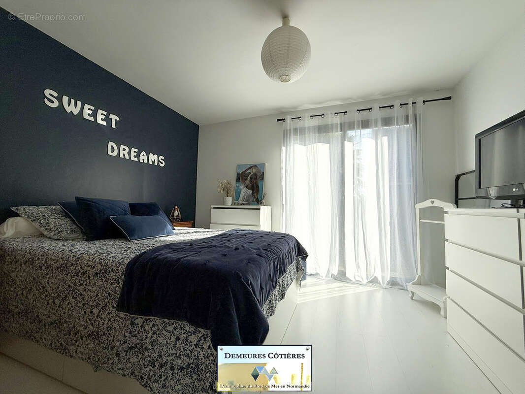 Maison à OCTEVILLE-SUR-MER