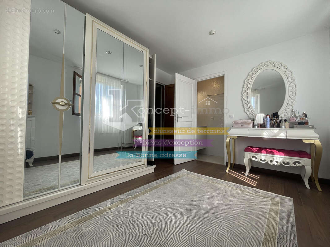 n°12 - Maison à NOGENT-SUR-OISE