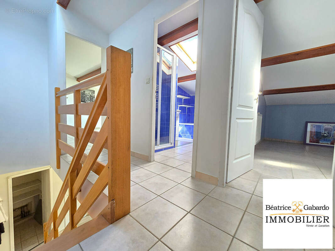Maison 101 m² - 4p - Létra 69620 - photo 8