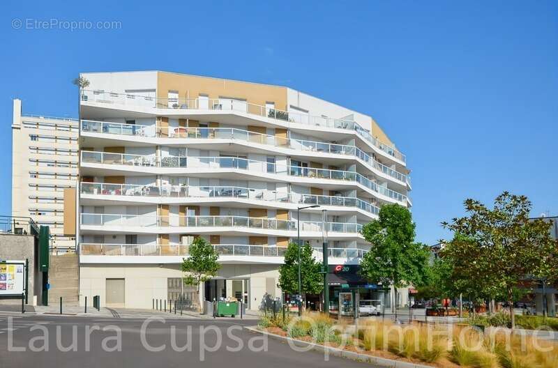 Appartement à BAGNEUX