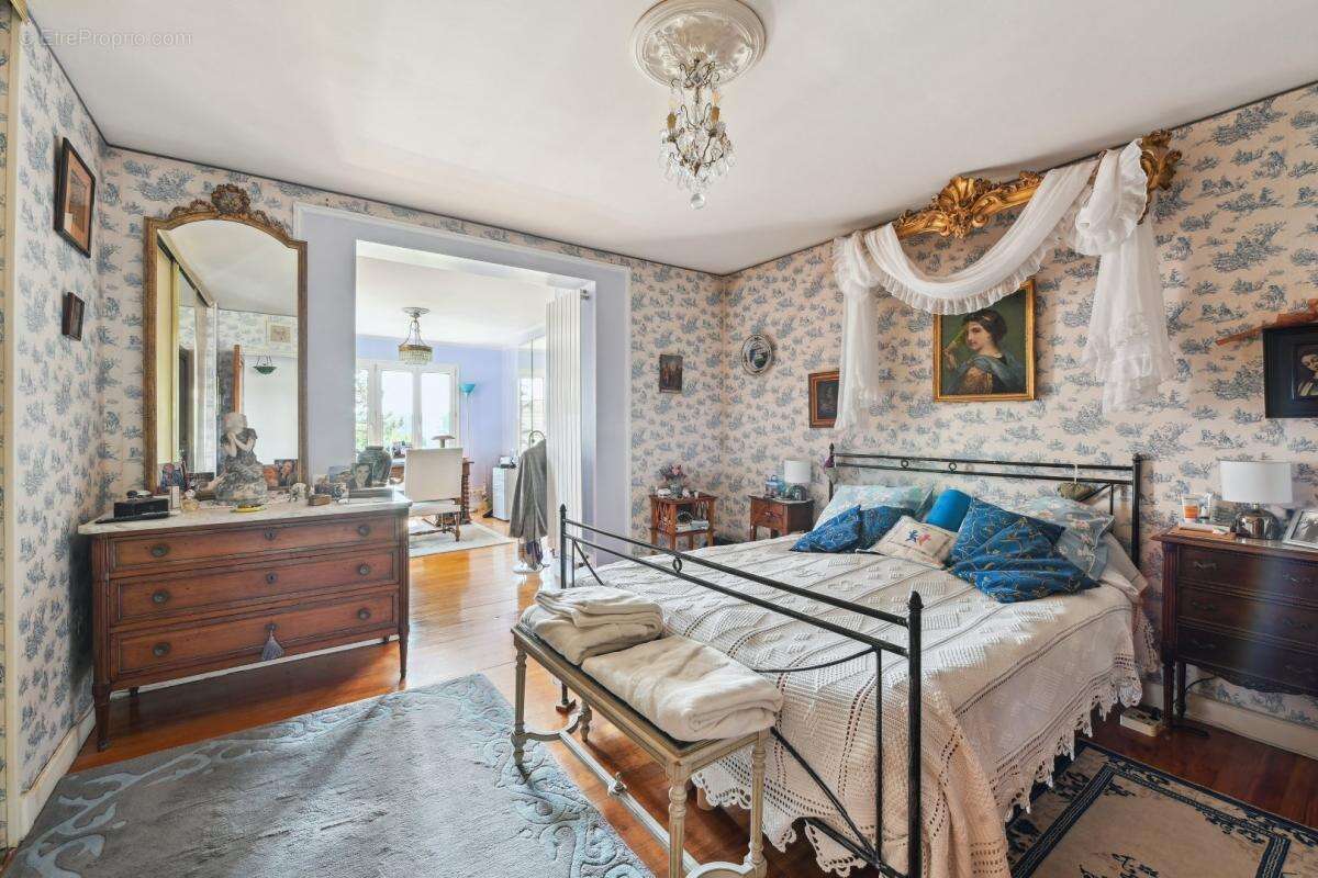 Maison à SAINT-GERMAIN-EN-LAYE