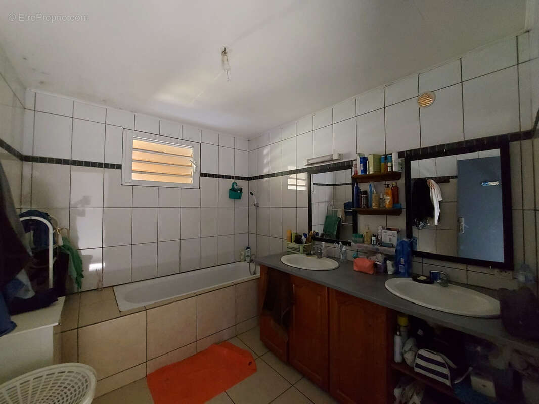 Maison à SAINT-JOSEPH