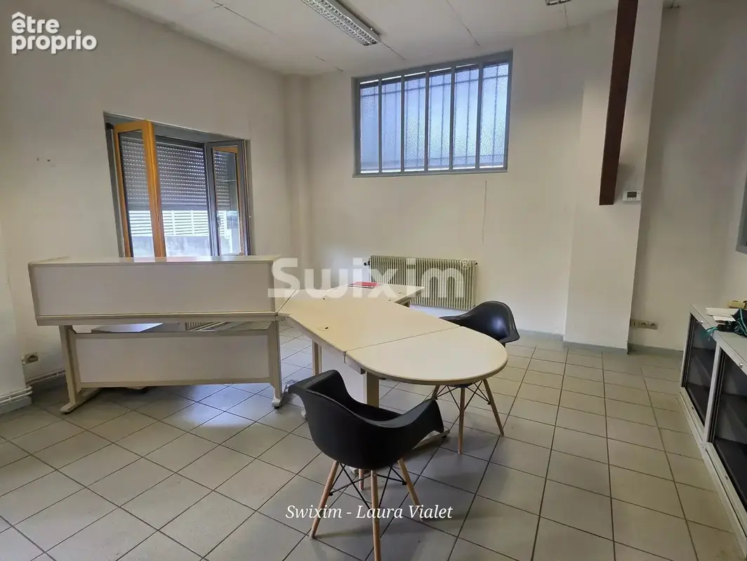 Local professionnel, industriel et commercial - photo 4