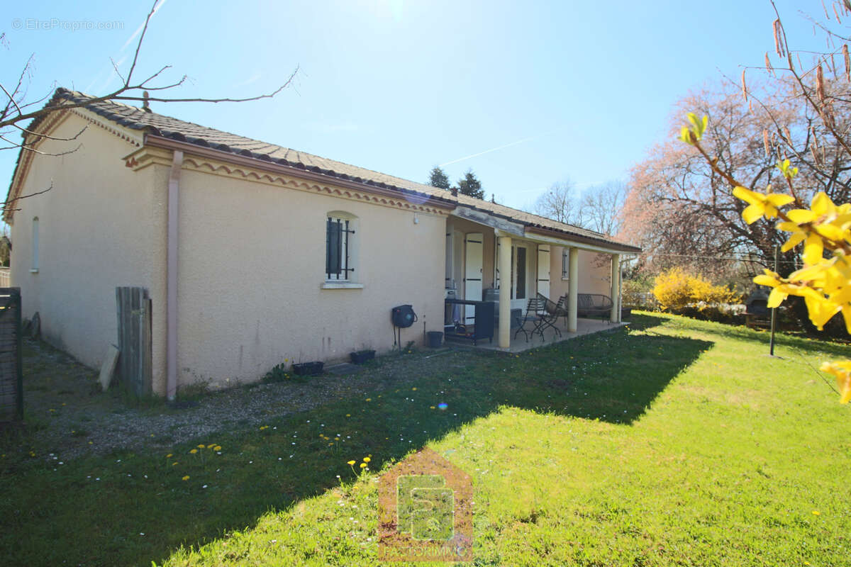 Maison à PRAYSSAC