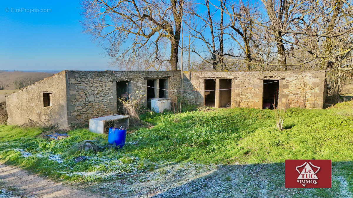 Maison à MAUROUX