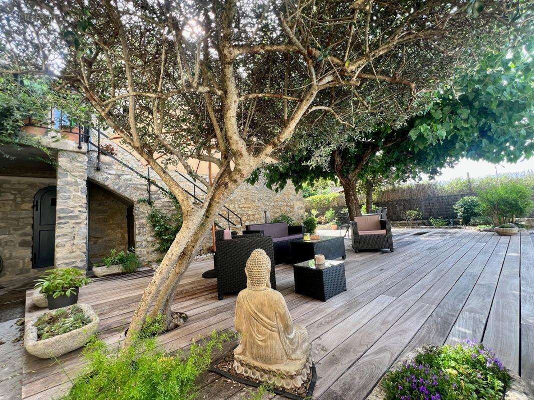 Maison à SAINT-ANDRE-DE-CRUZIERES