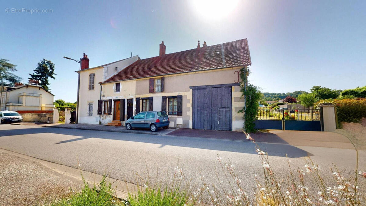 Maison à POUGUES-LES-EAUX