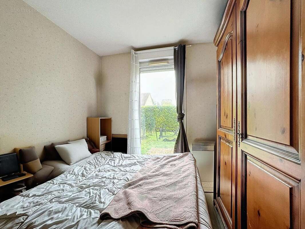 Photo 7 - Appartement à LA CHAPELLE-SAINT-MESMIN