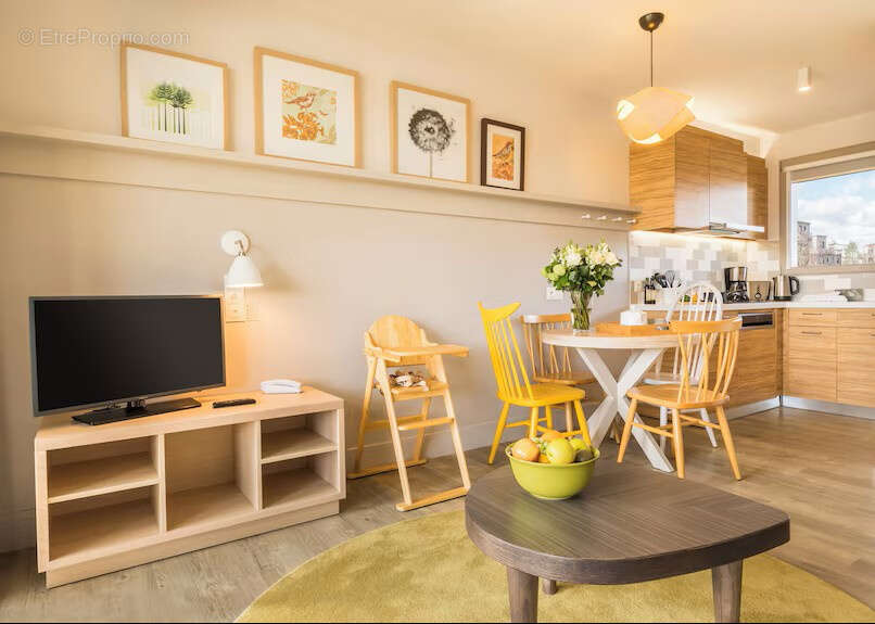 Appartement à BAILLY-ROMAINVILLIERS