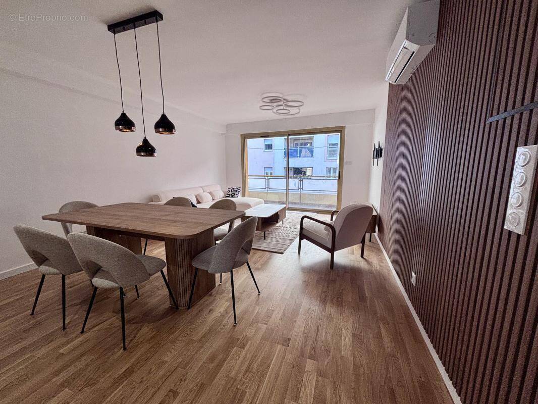 Appartement à SAINT-RAPHAEL