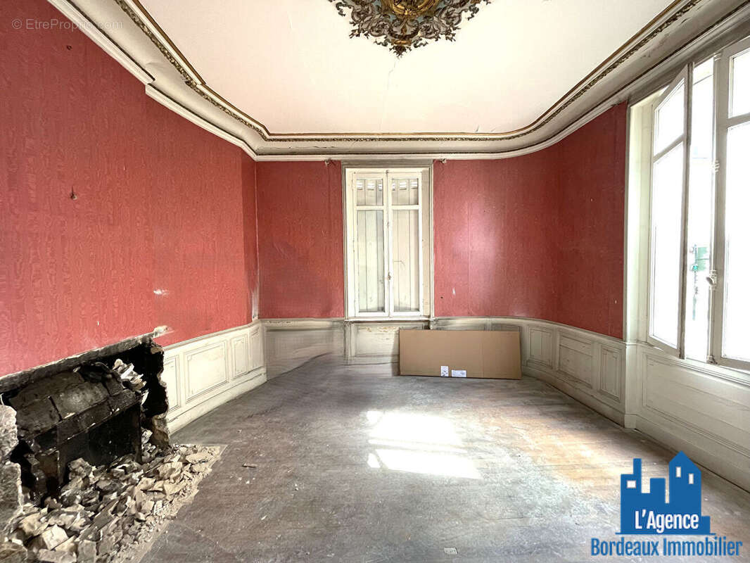 Appartement à BORDEAUX