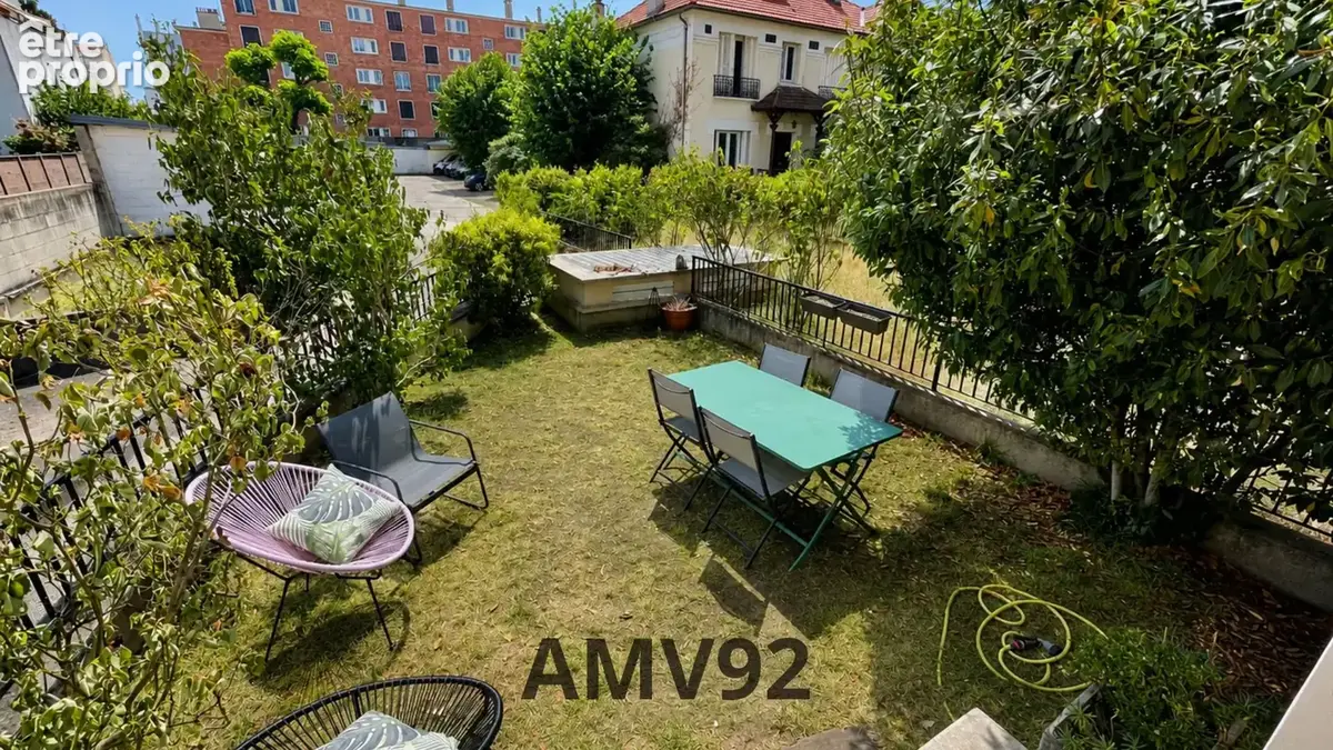 Bois Colombes = Les Vallées - Piscine = 2 pièces de 54 m2 avec jardin privatif - photo 2