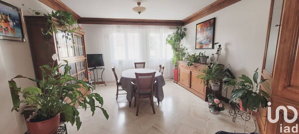 Photo 1 - Maison à LE PLESSIS-TREVISE