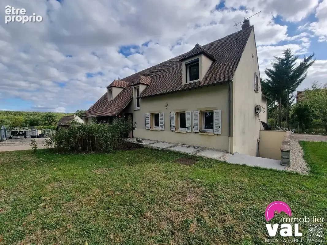 Maison 5 pièces 195 m² à vendre à Etampes (91150) - photo 2