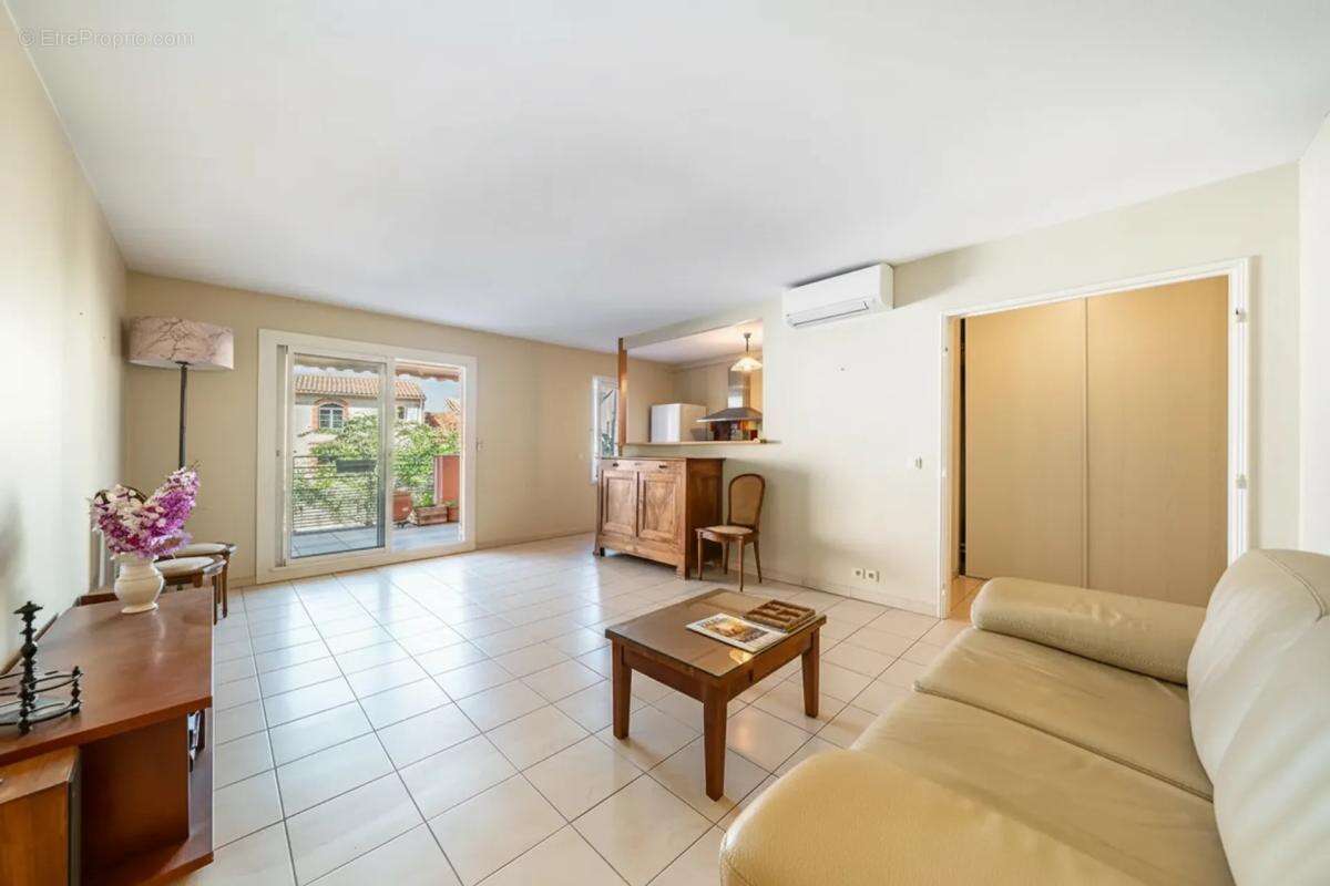 Appartement T4 de 90m² avec Garage à Fréjus - photo 4