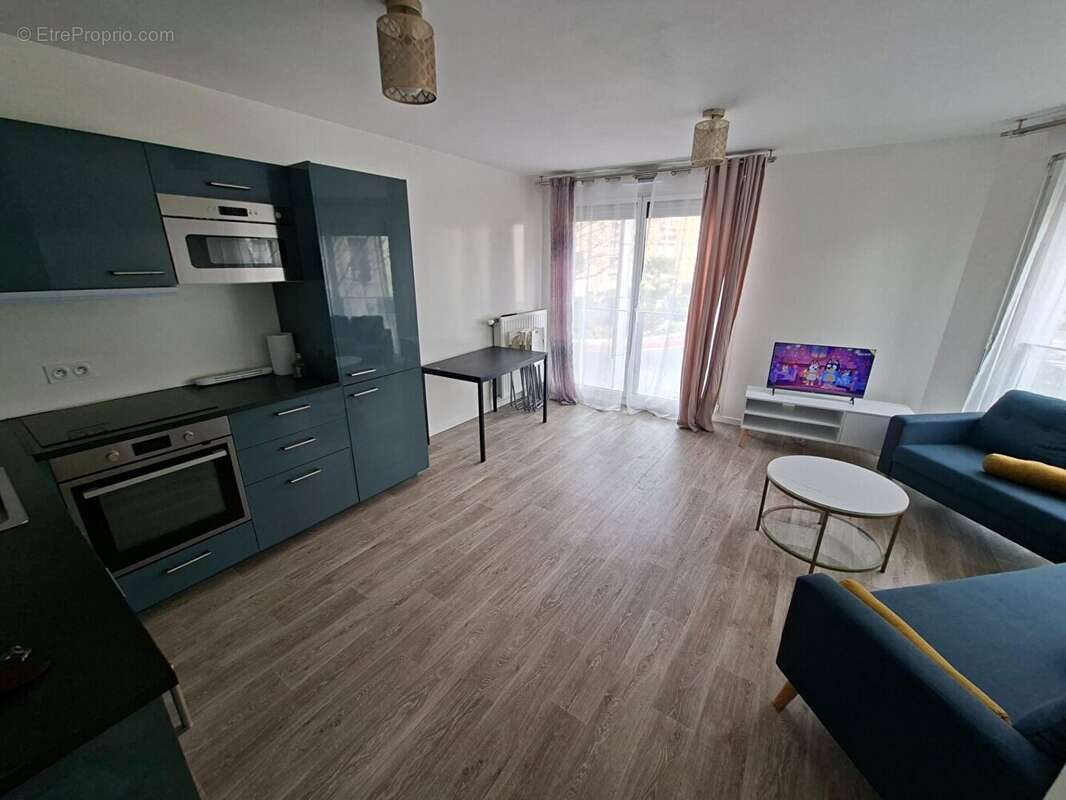 Appartement à LA COURNEUVE