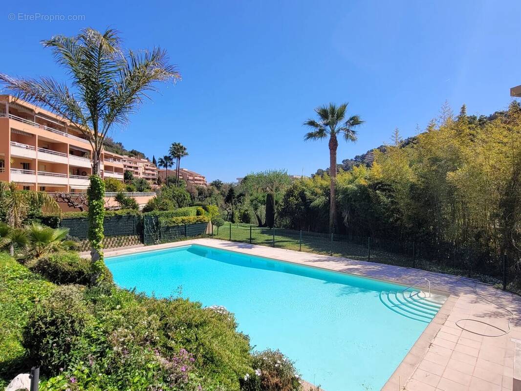 MENTON GORBIO, 2P avec terrasse, parking, piscine. - photo 1